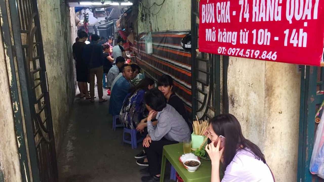 Bún chả Hàng Quạt